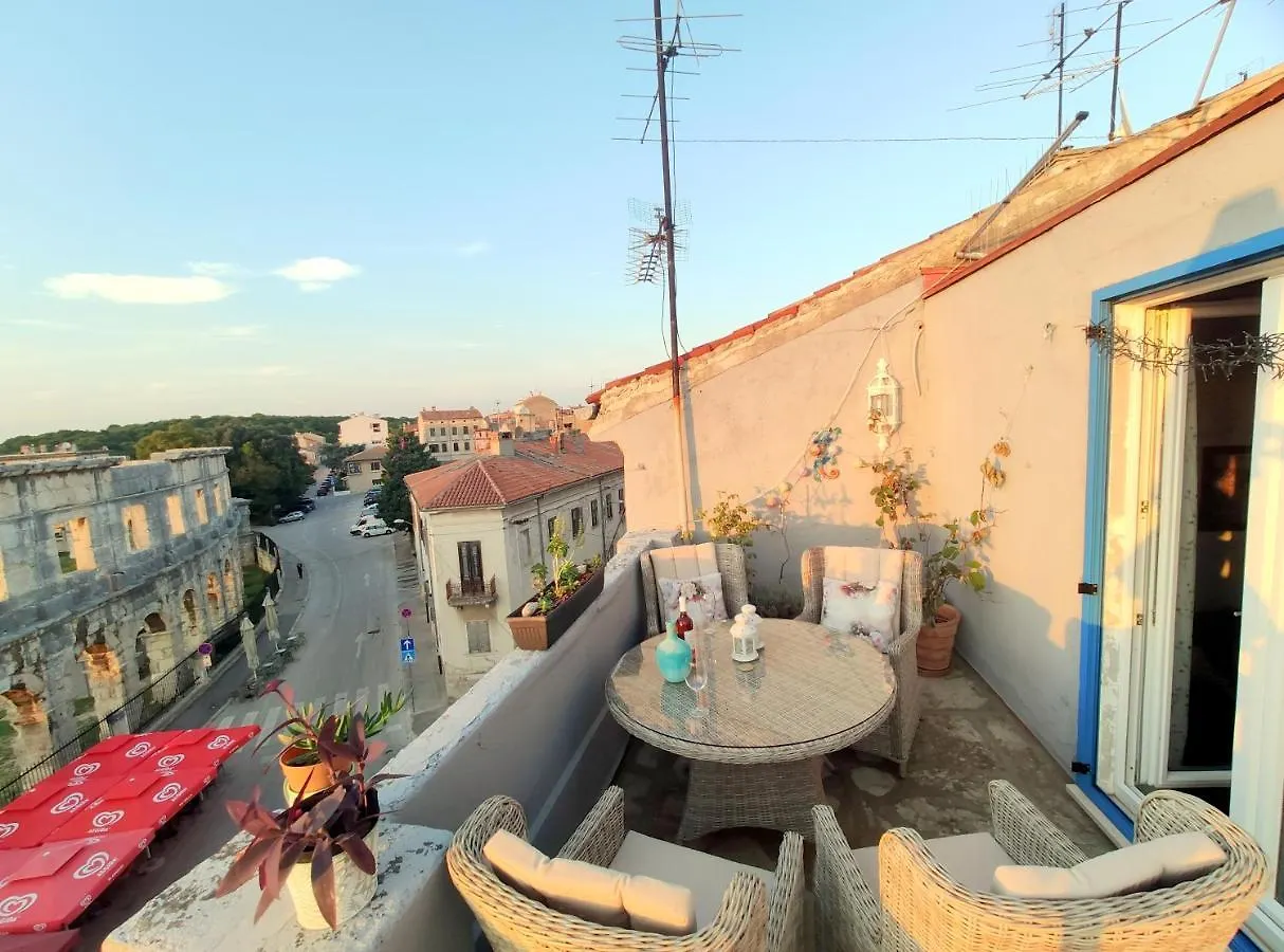 Best view Pula 0*,